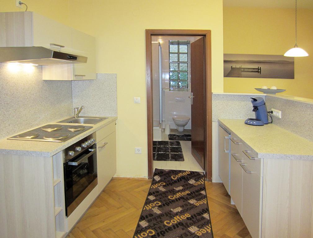 Weinstube Schwarzamsel Apartment Speyer Luaran gambar